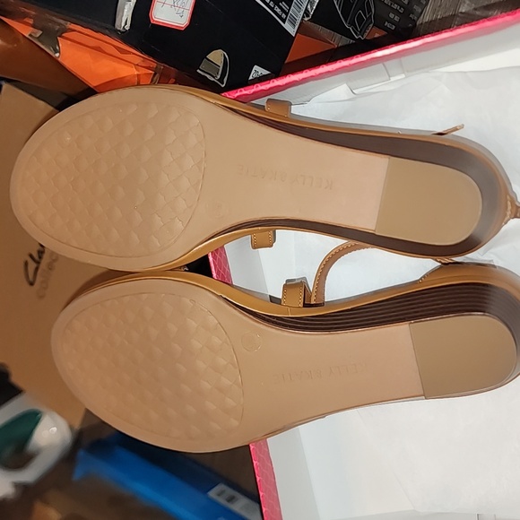 NWB,Kelly & Katie leather wedge shoes, size 9, Cognac color. See photos - Picture 7 of 7